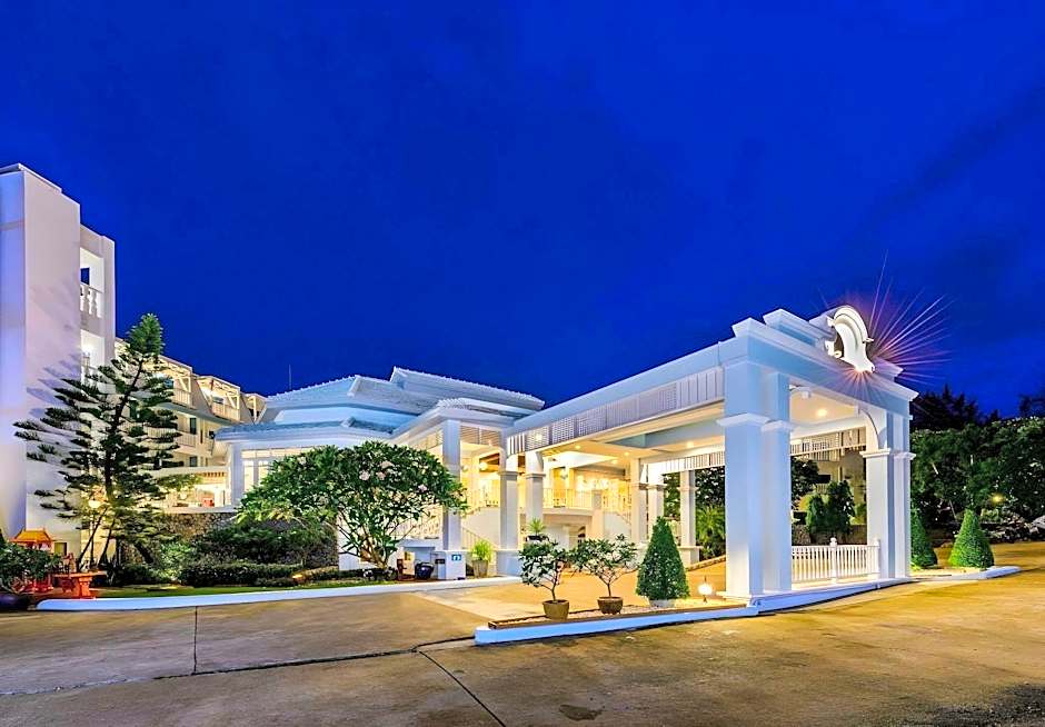 Andaman Seaview, Karon Beach - SHA Plus