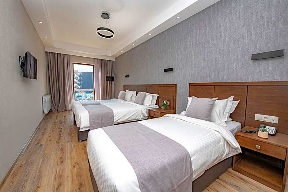 Crystal Hotel & SPA