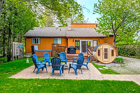 New In Sauble W Sauna & Hot Tub