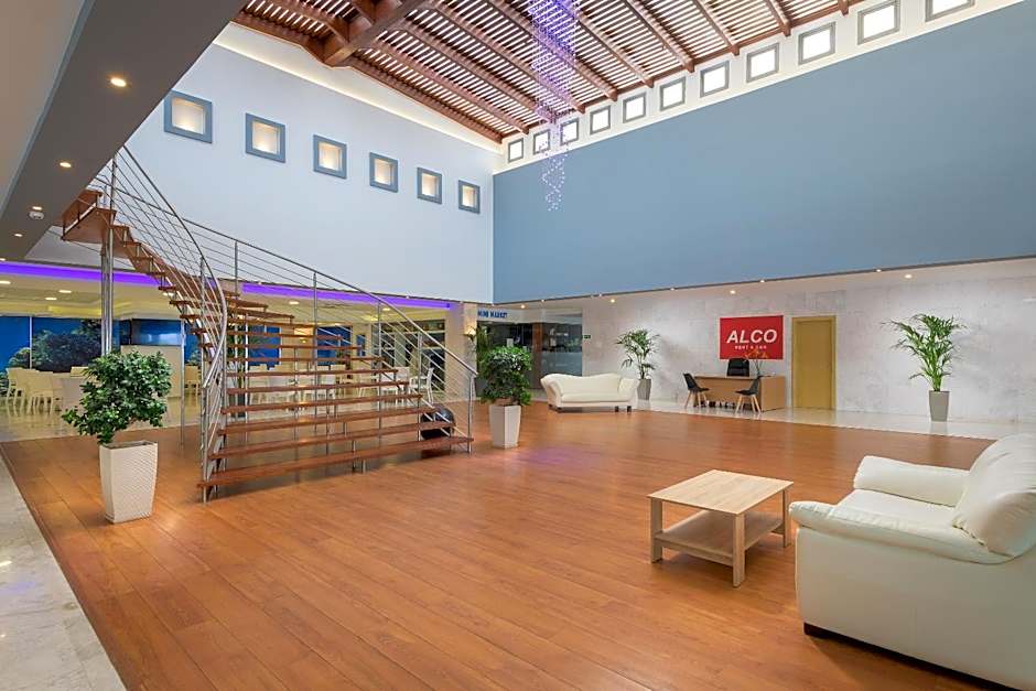 Oceanis Beach Hotel