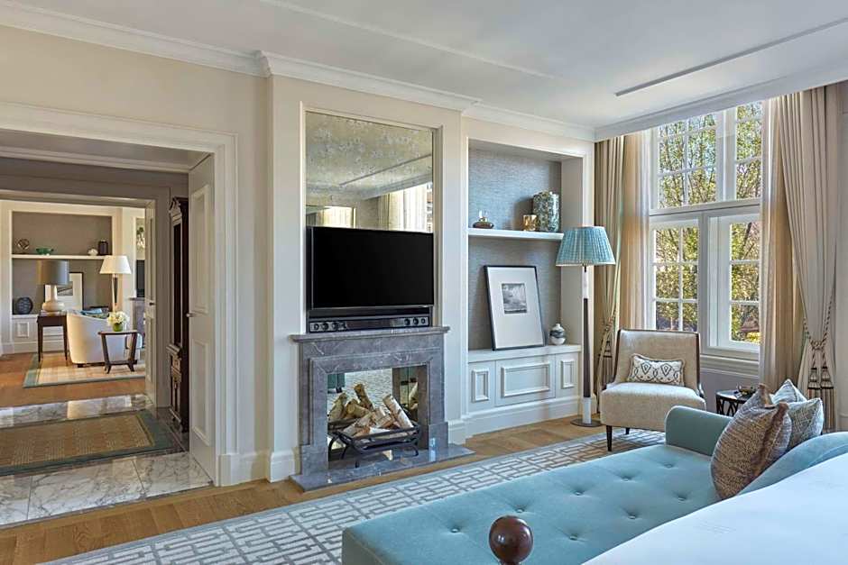 Waldorf Astoria By Hilton Amsterdam