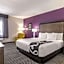 La Quinta Inn & Suites by Wyndham Warwick-Providence Airport