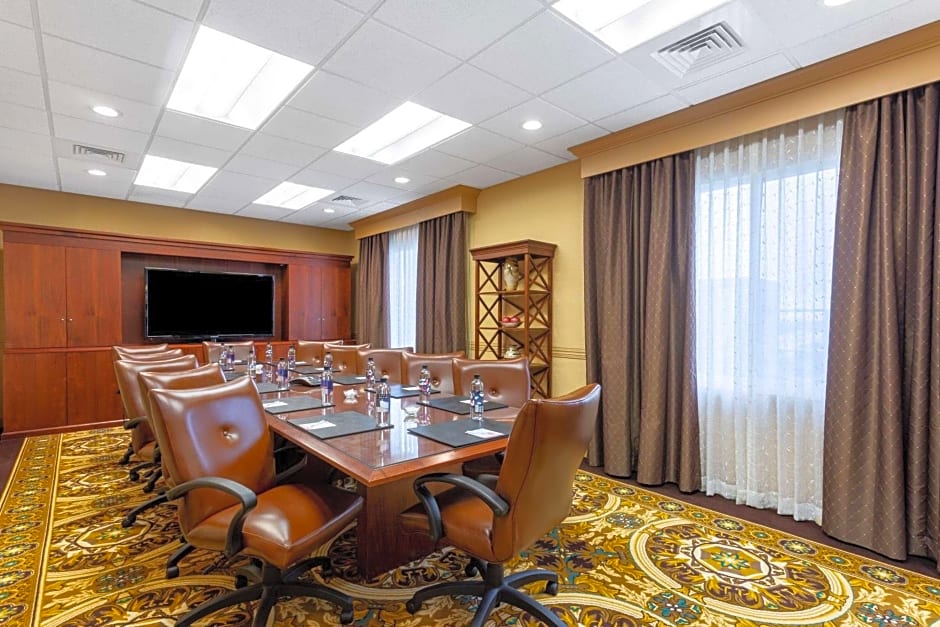 Hawthorn Extended Stay by Wyndham West Palm Beach
