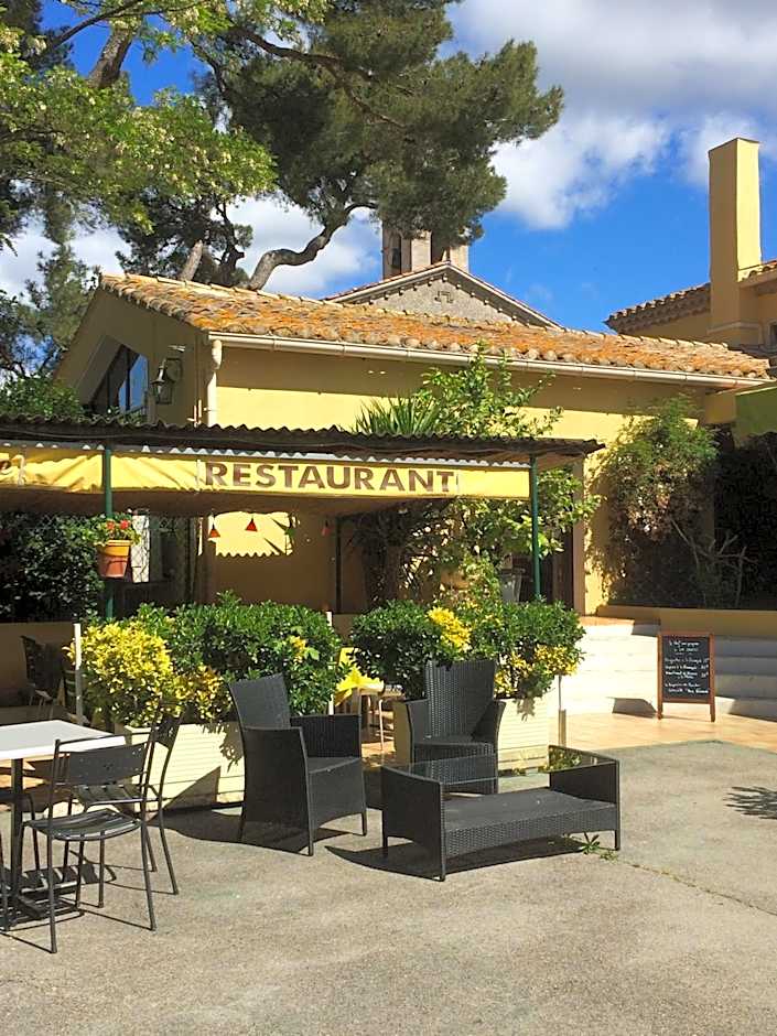 Logis Hotel Restaurant Le Flamant Rose camargue