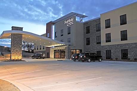 Fairfield Inn and Suites by Marriott St. Louis South