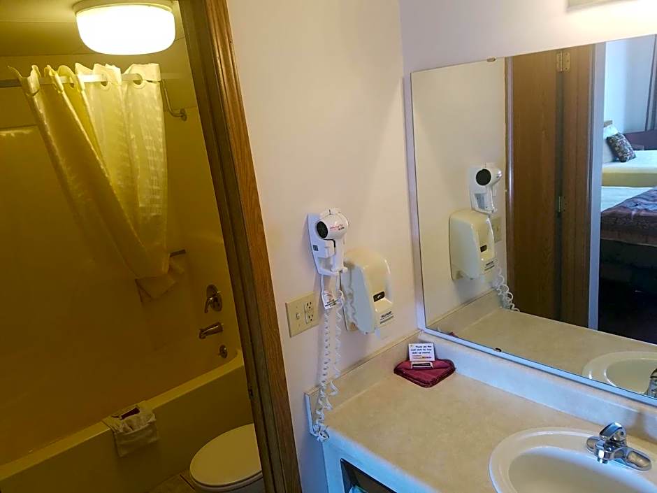 Ozark Valley Inn