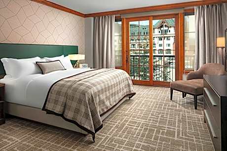 3 bedroom residence, bedroom 1: 1 king, bedroom 2: 1 king, bedroom 3: 1 king, sofa bed, balcony