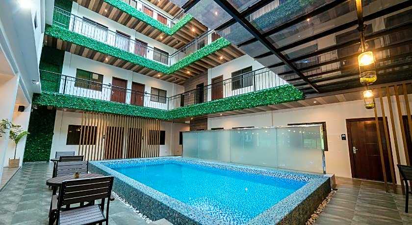 SureStay Plus Hotel by Best Western AC LUXE Angeles City