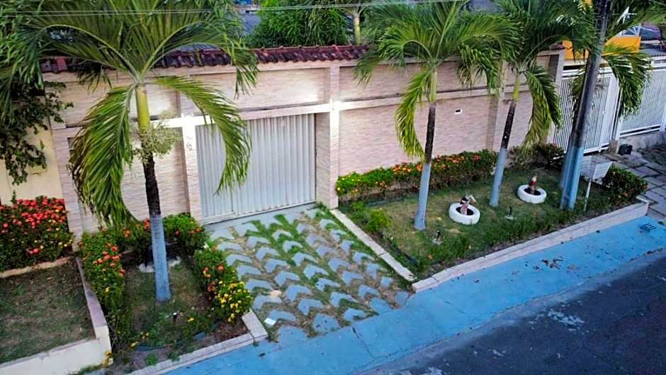 Excelente Casa no Bairro Mundo Novo com piscina