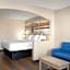 Days Inn & Suites by Wyndham Byram