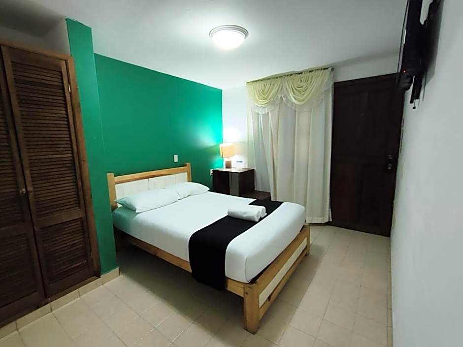 Photo 1 of 9 of Double Room
