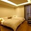 Hotel East9