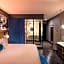 HOTEL EMC2, Autograph Collection by Marriott