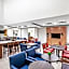 Holiday Inn Express & Suites Baton Rouge East By IHG