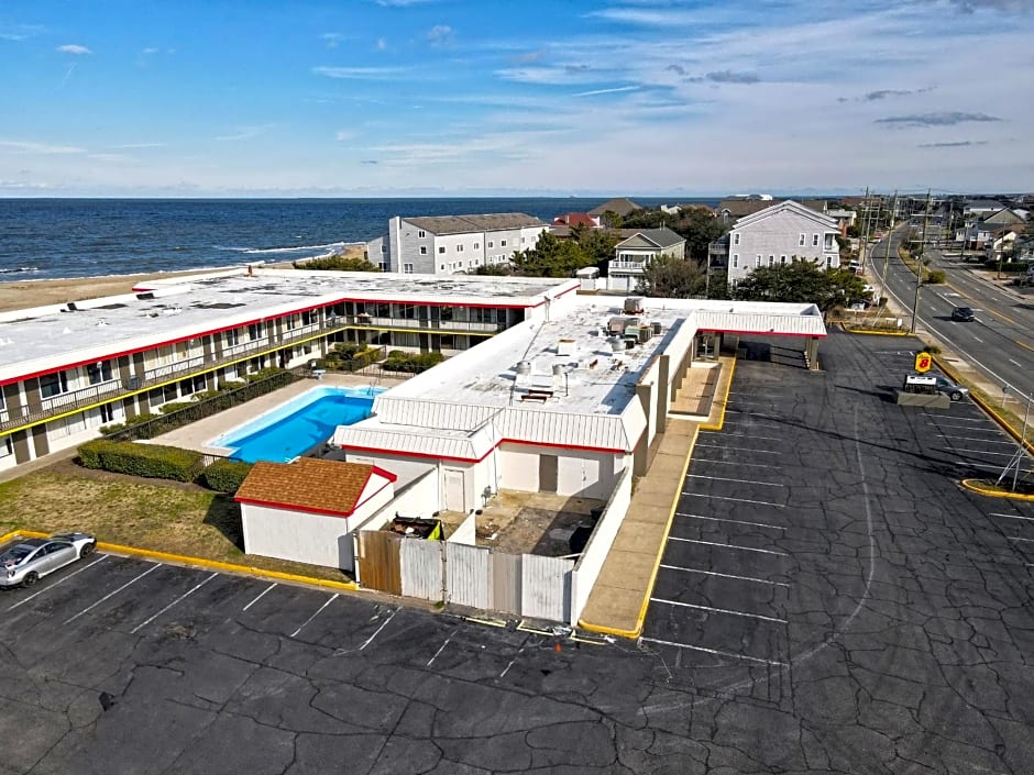 Casa Del Mar Hotel