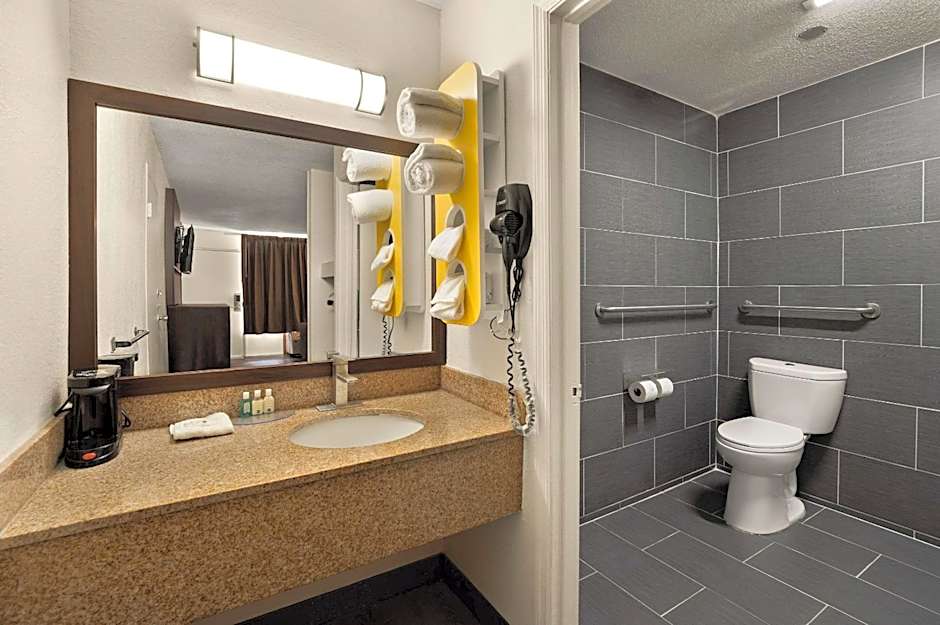 Quality Inn Yemassee - Point South I-95