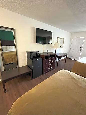 Double Room with Two Double Beds - Non-Smoking