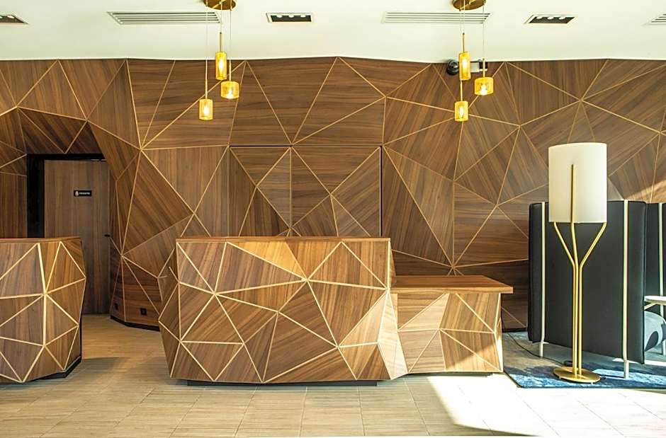 Crowne Plaza Nice Grand Arenas By IHG