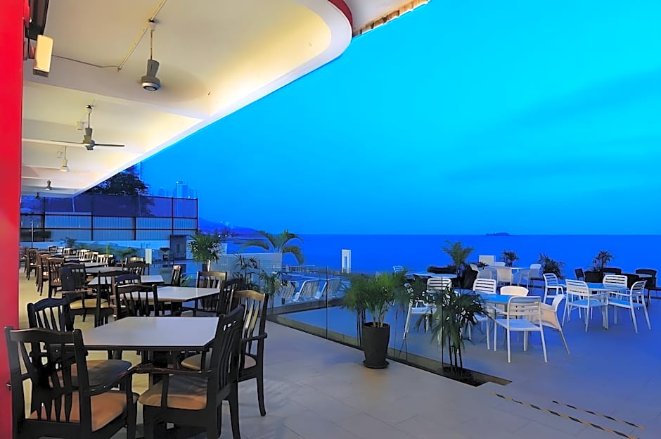 Hotel Sentral Seaview @ ​Beachfront