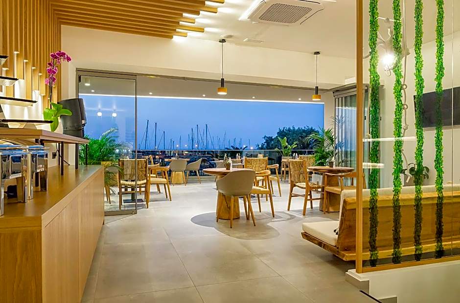 SAVUS Boutique Hotel