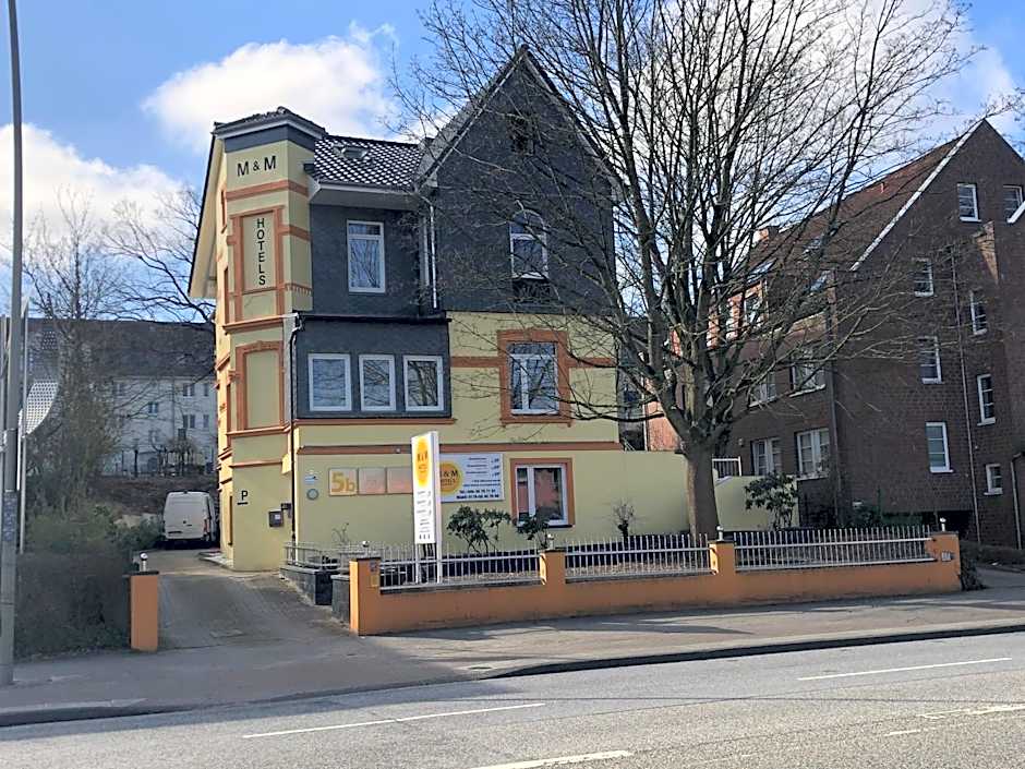 M&M Hotel - Harburg