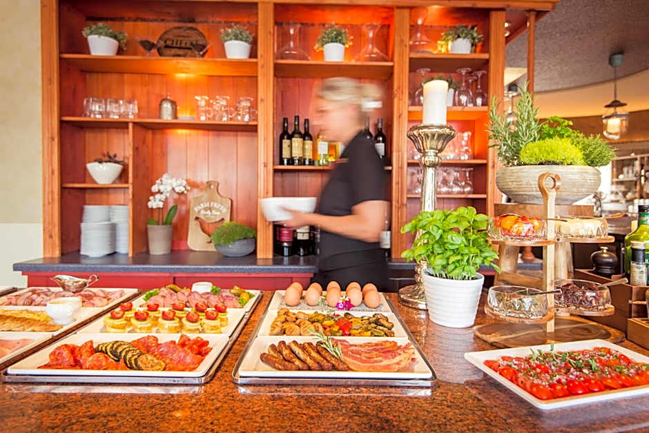 Hotel Wegner - T h e culinary art hotel