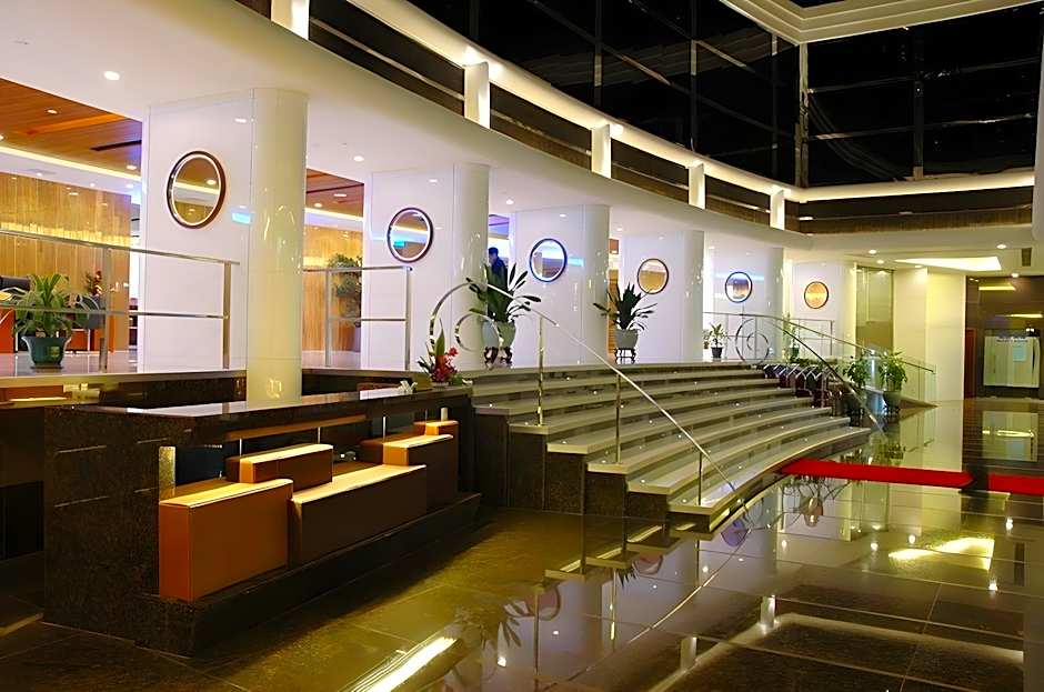 Ocean Hotel