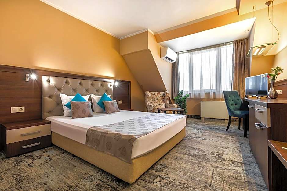 Business Hotel Plovdiv - Central Location