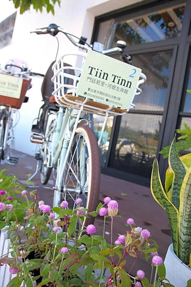 Tiin Tinn - Rivershore B&B