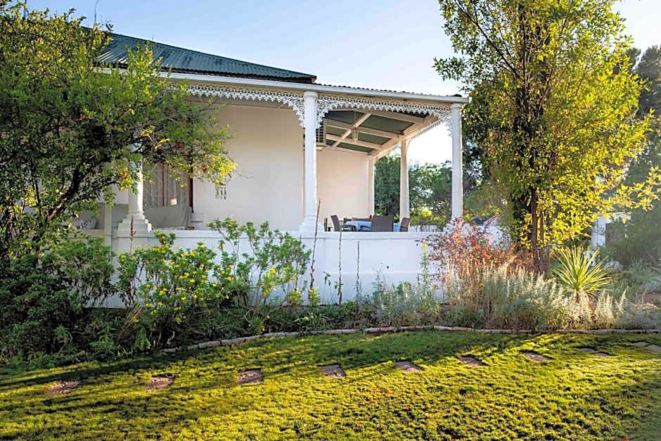 Karoo Ouberg Guest Lodge