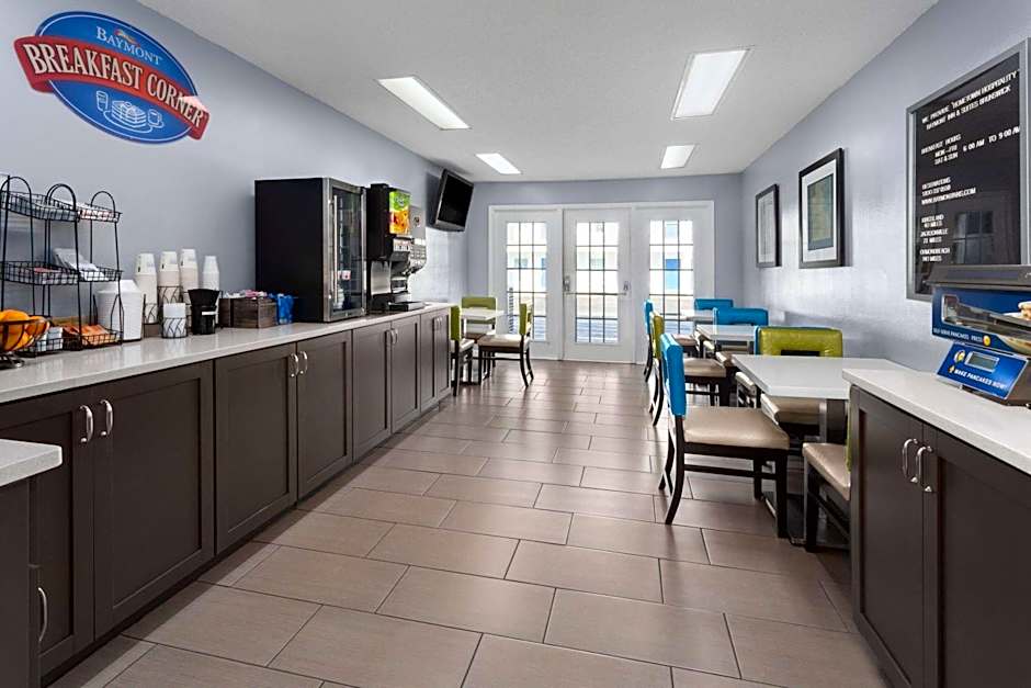 Baymont by Wyndham Brunswick GA