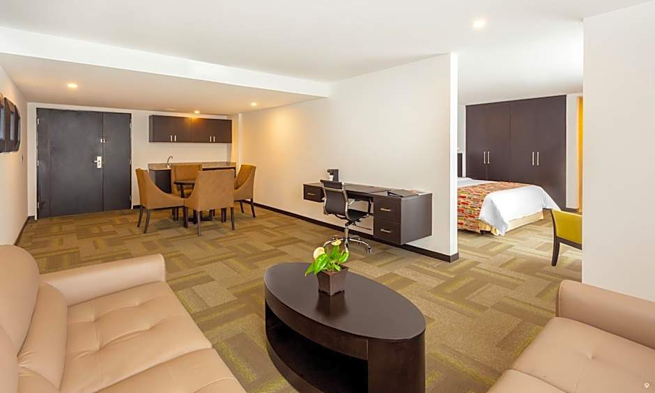 Wyndham Quito Airport