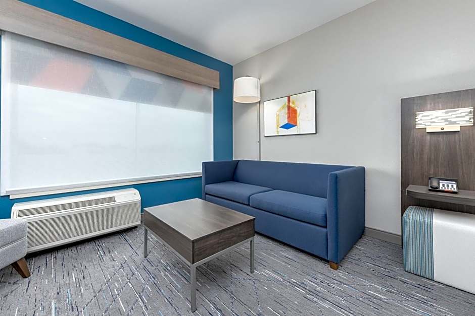 Holiday Inn Express & Suites Austin Airport East By IHG