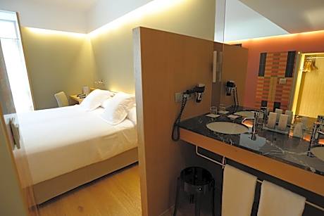 Two Connecting Double Rooms