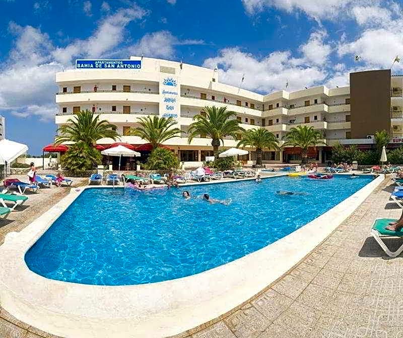 Bahia de San Antonio