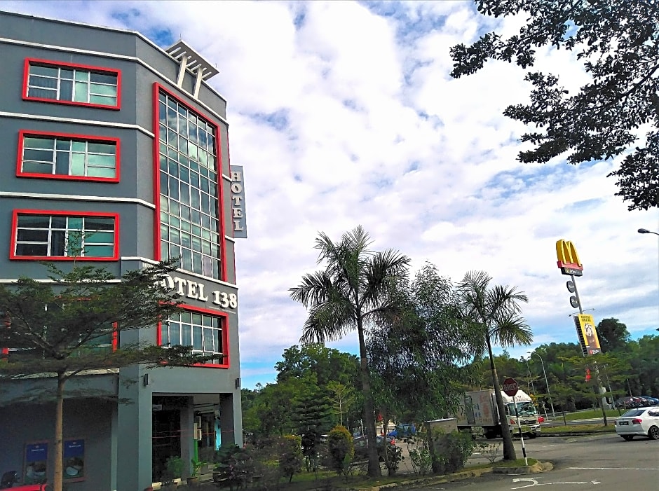 Hotel 138 @ Bestari