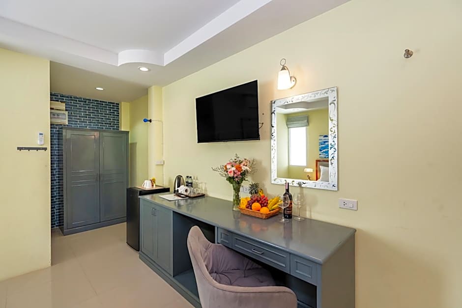 Oceanview Bungalows by EAT, Karon Beach