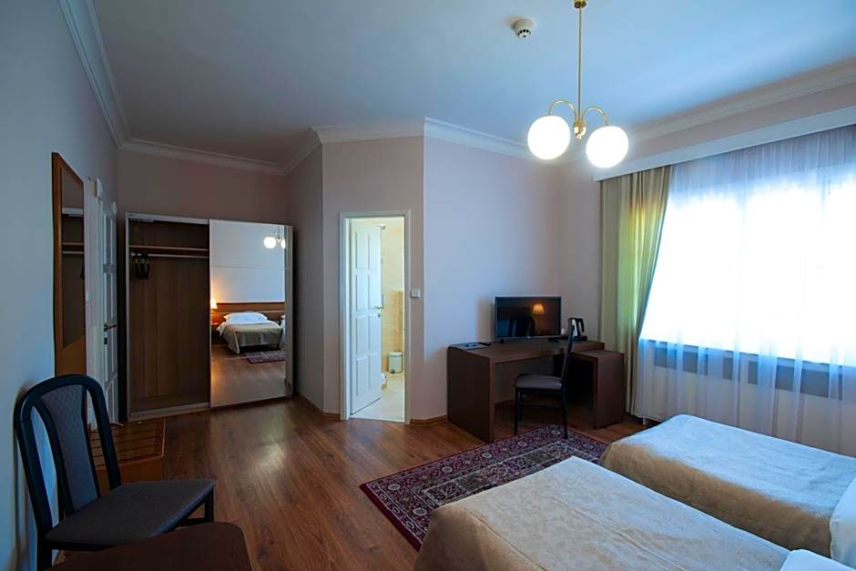 Art Deco Hotel Hoffmann