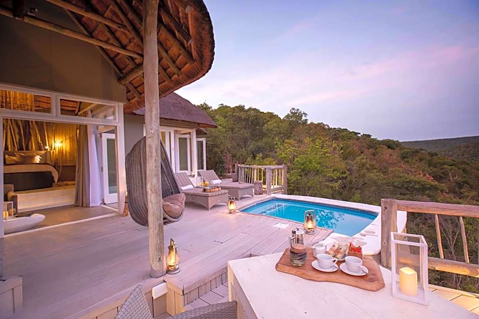 Clifftop Exclusive Safari Hideaway