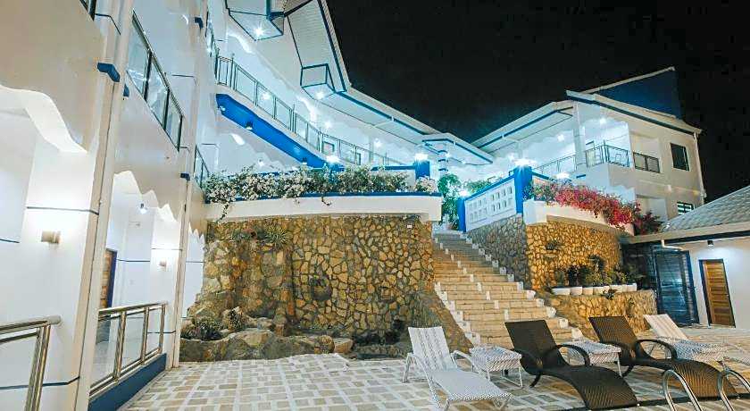 Santiago Cove Hotel and Restaurant