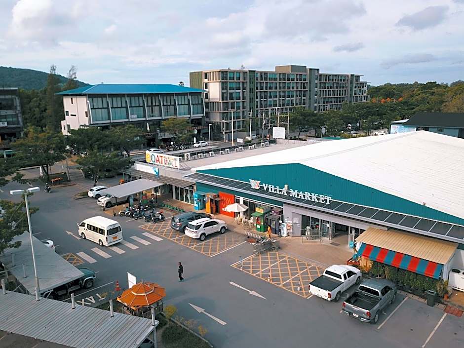 Oceanstone by Holy Cow, 2-BR, 60 m2, tree view