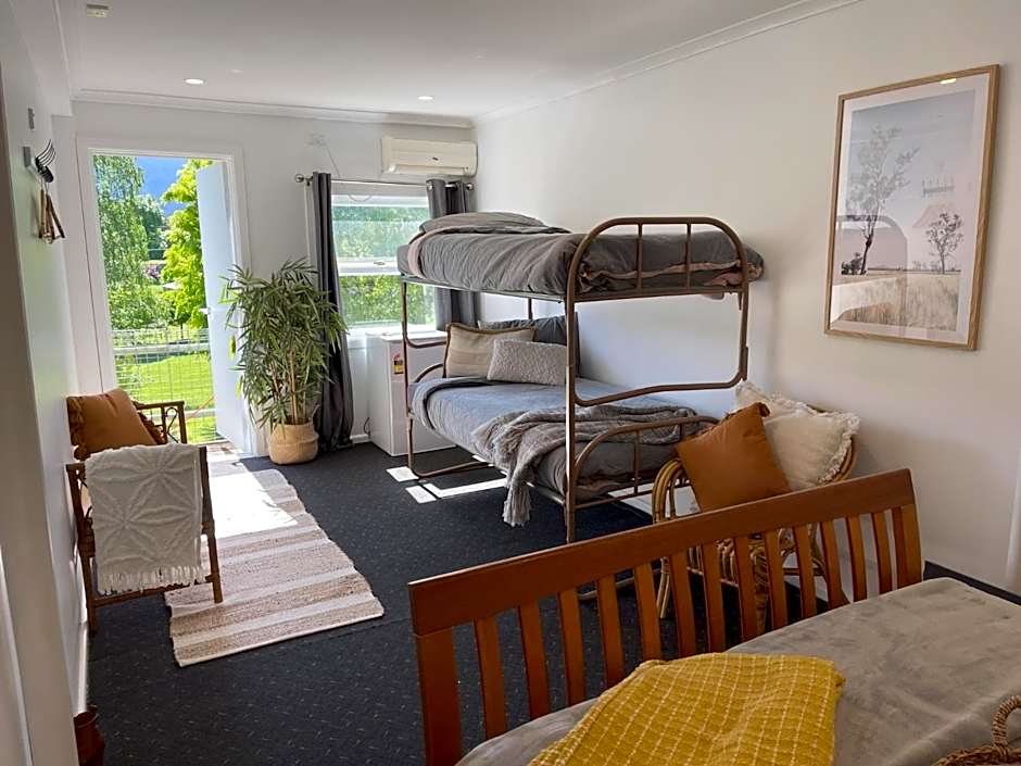 Talbingo Lodge - Selwyn Accommodation