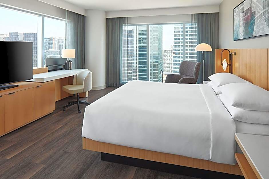 Photo 1 of 6 of 1 King Bed Guestroom, Tower View
