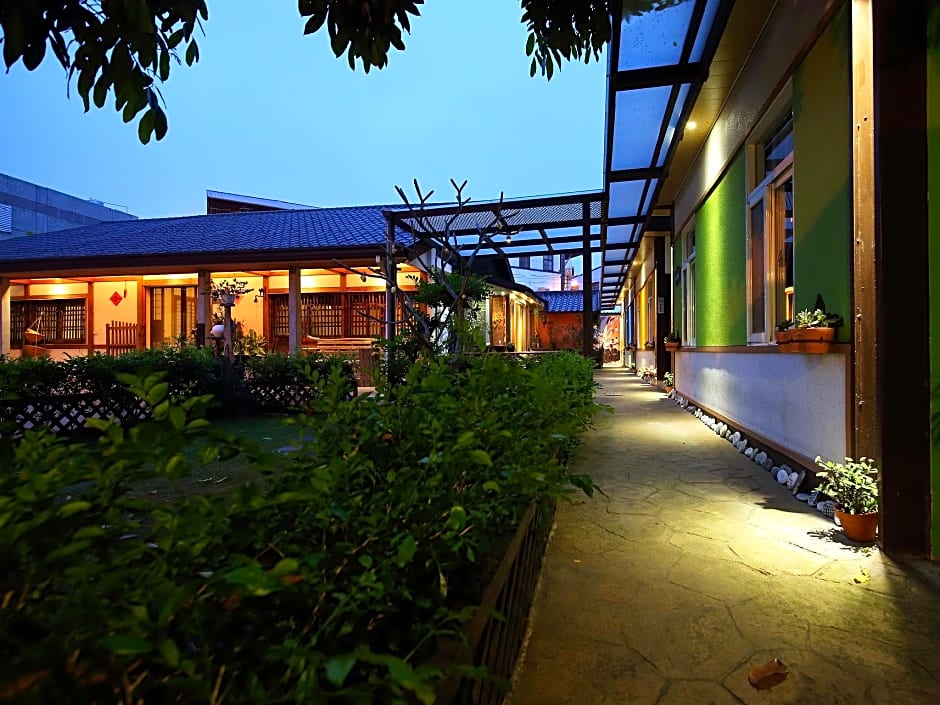 Foto 1 dari 50 — Jasmine Orange Bed and Breakfast