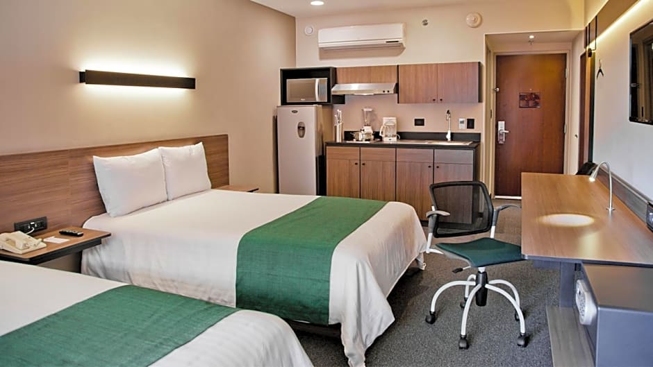 City Suites Puebla FINSA