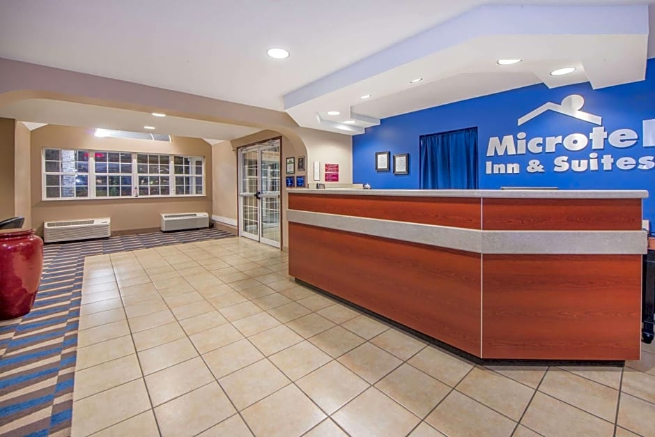 Microtel Inn & Suites By Wyndham Miami