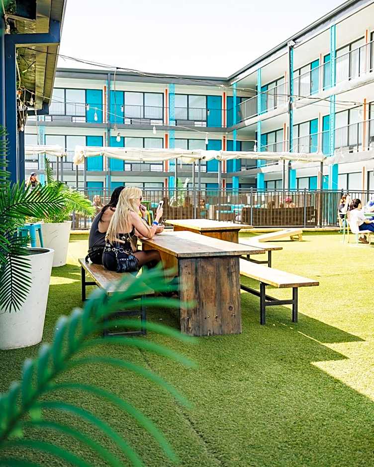 Heights House Hotel - Houston Heights Downtown an Ascend Collection Hotel