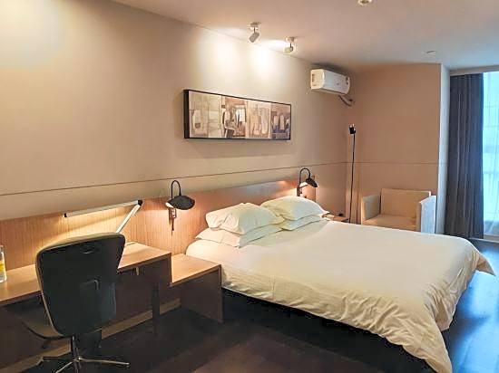 Jinjiang Inn Select Jiaxing South Lake Global Finacial Center Wanda Plaza