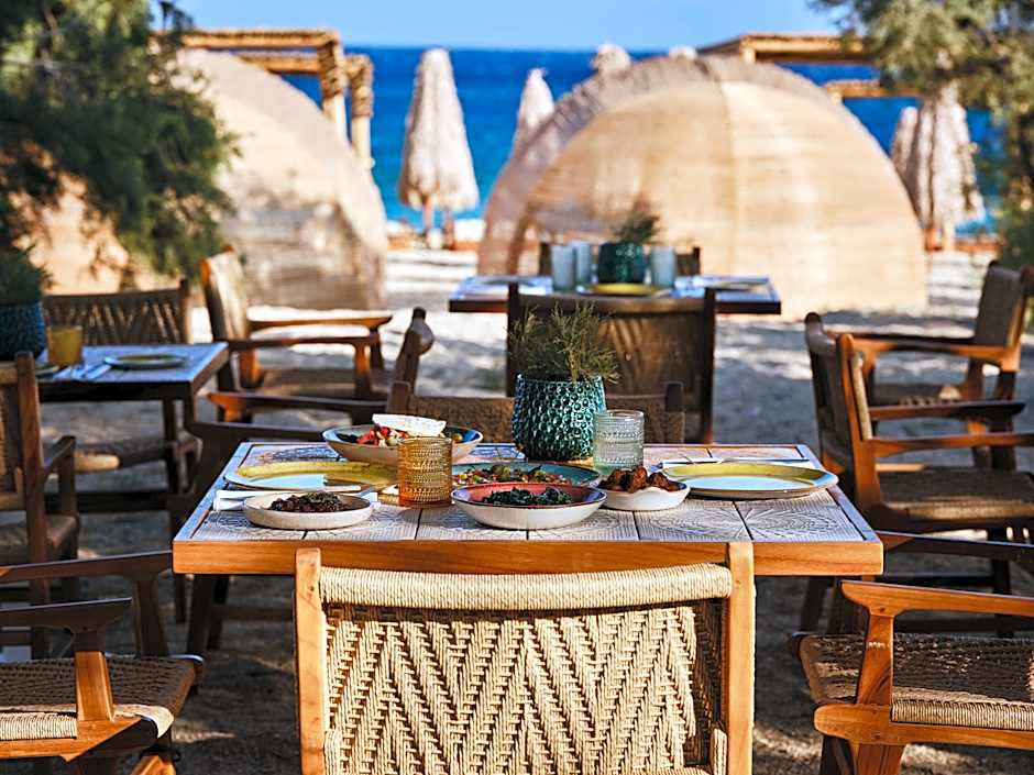 Myconian Sunrise Relais & Chateaux Hotel