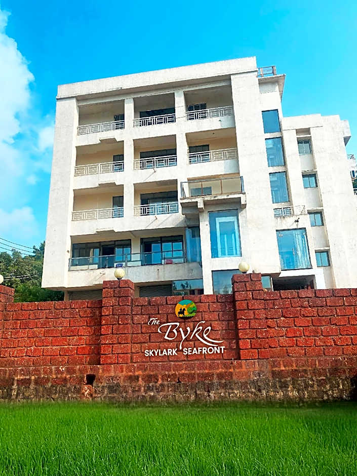 The Byke Skylark Seafront Resort, Dapoli